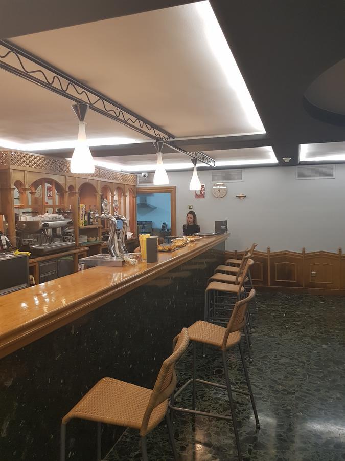 Hostal Ansonea Bera  Zewnętrze zdjęcie